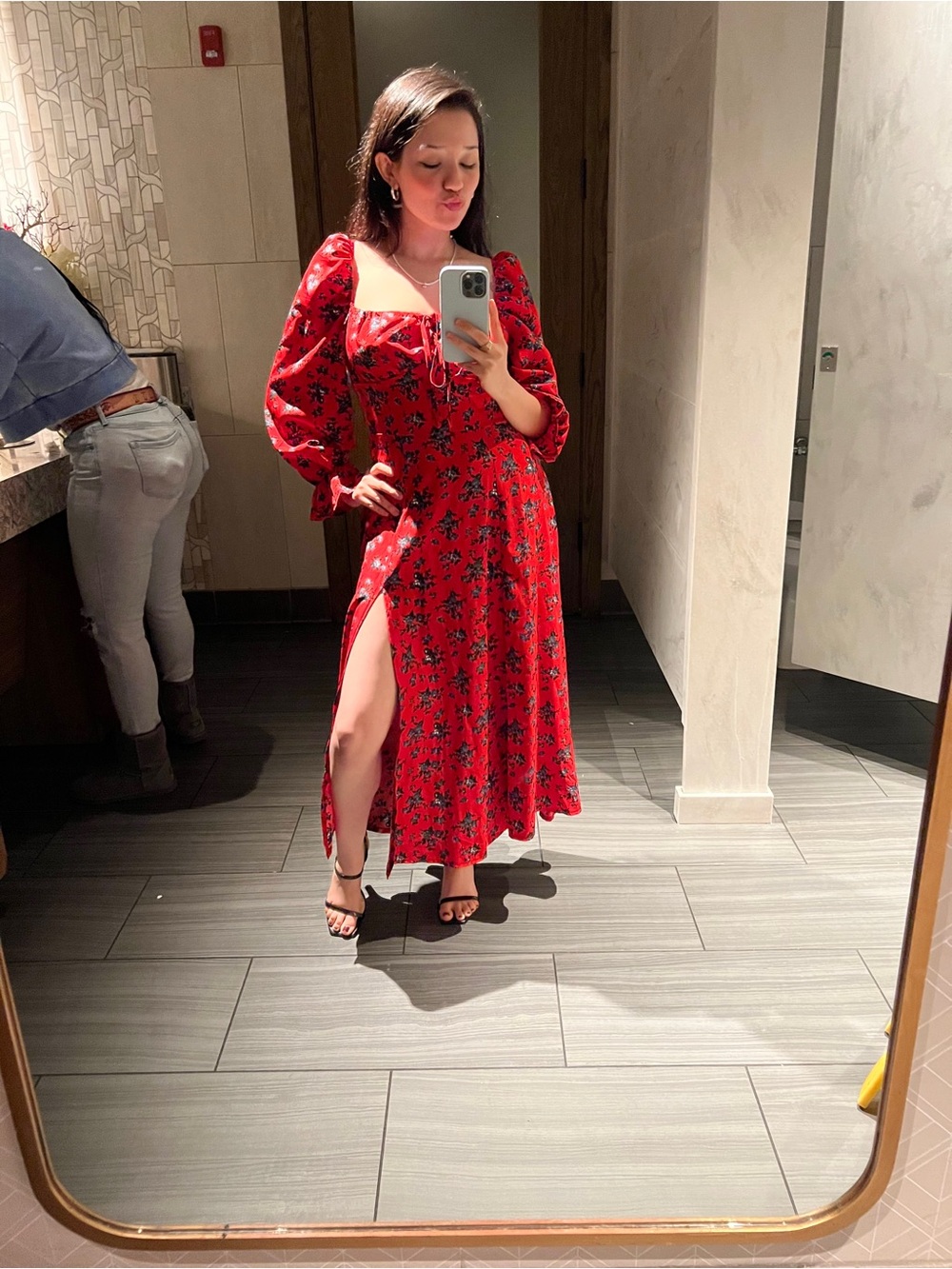 Meet your Posher, Tiffany